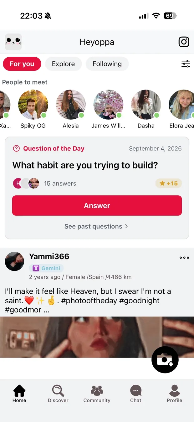 The Heyoppa feed, showing posts from the community